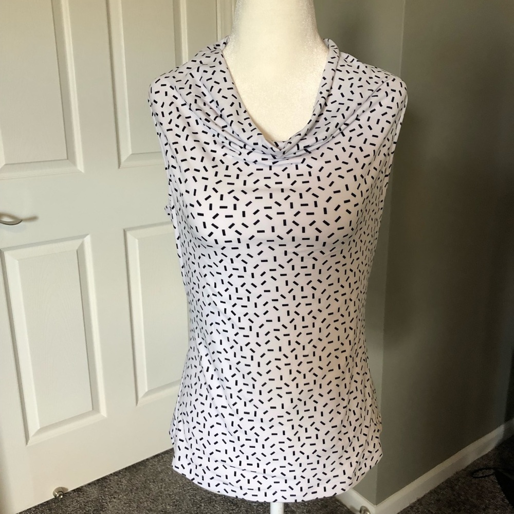 White and black tank shell, size S